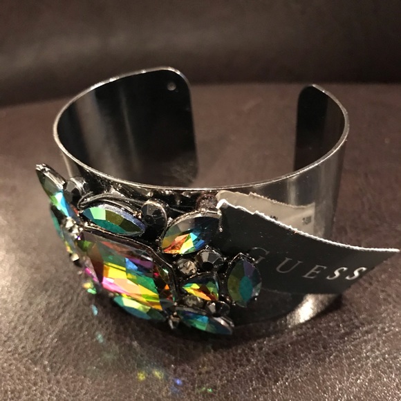 Guess cuff bracelet - Picture 1 of 2
